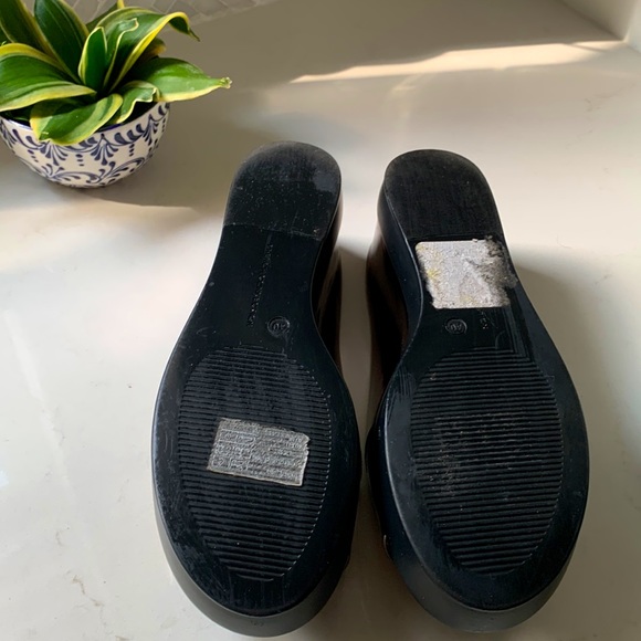 French connection leather upper bronze metallic slip on shoes size 9 - Picture 4 of 6